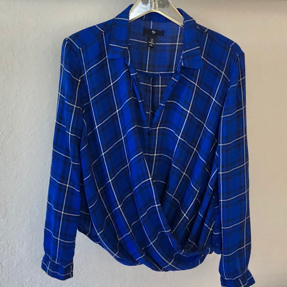 GAP Plaid Blue Top Blouse Shirt Wrap Sz Small